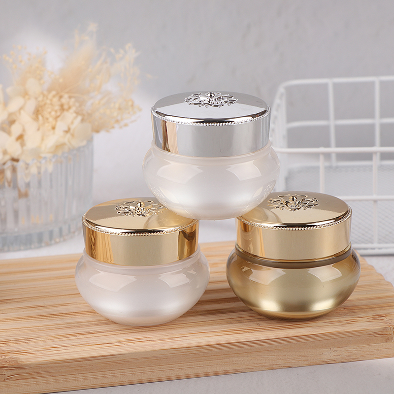 Acrylic Empty Travel Cream Jar - огляд і ціна Luxury Skincare & Spa Photos